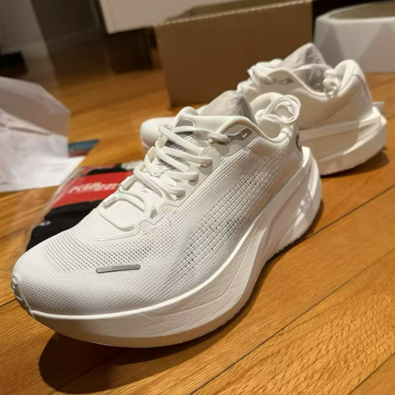Sepatu Lari DYNAFISH Xiao Nian - Women'S Shoes Vs Men'S ulasan dan harga